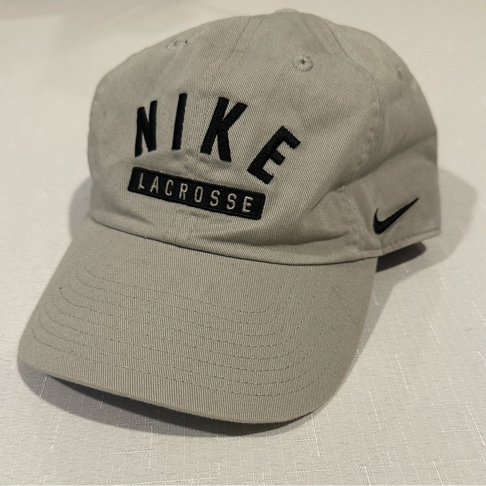 Nike Lacrosse Embroidered Baseball Cap - Light Gray with Black Logo